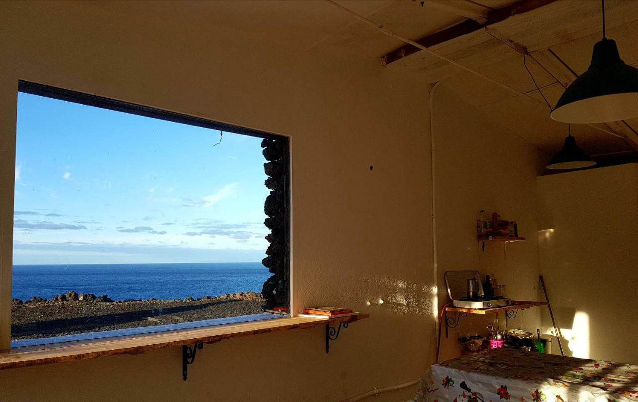 Basic En-Suite Bedroom By The Sea Guinea Екстер'єр фото